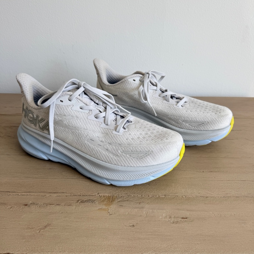 Hoka Womens Clifton 9 Running Shoes